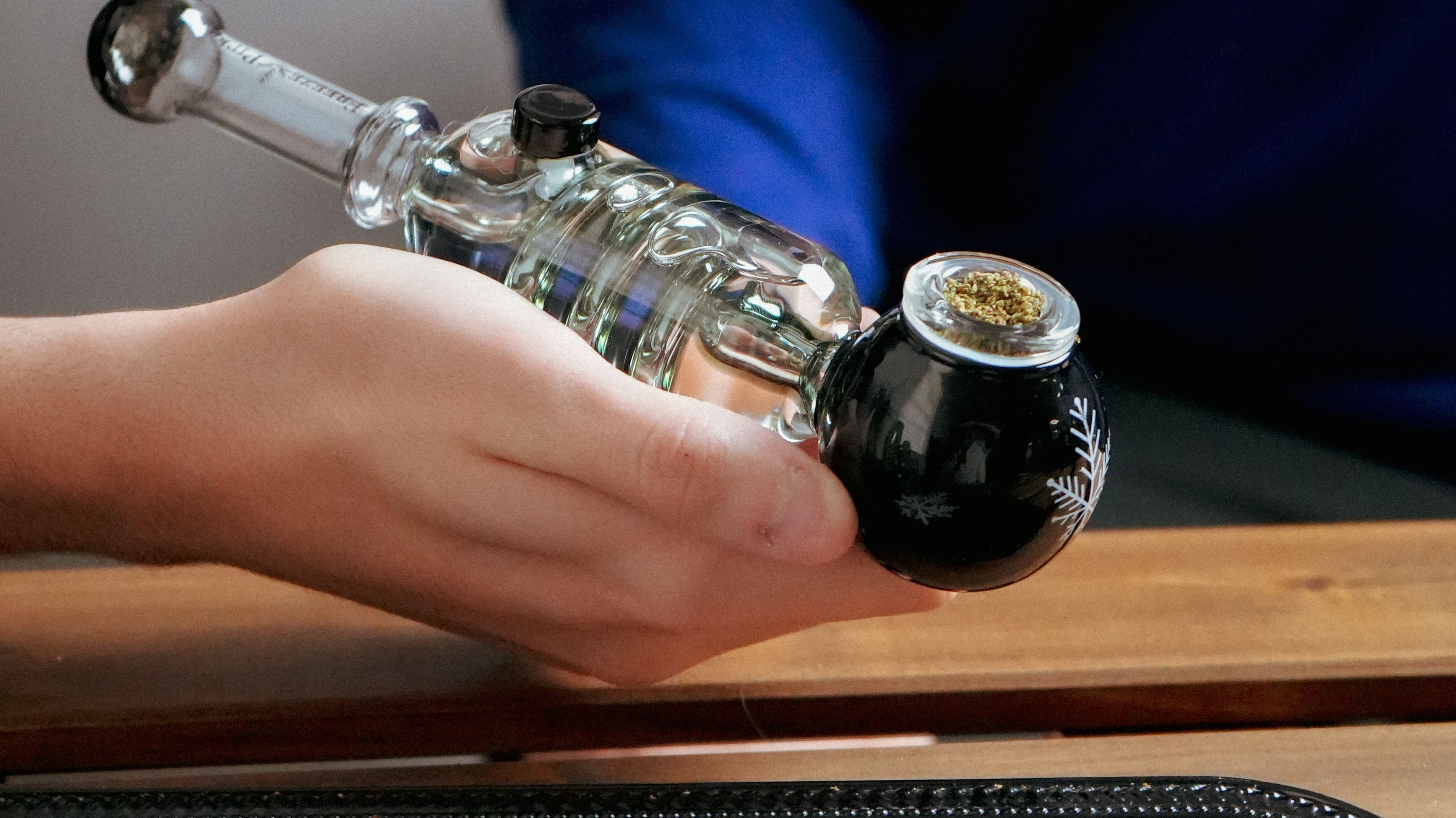 freeze spoon pipe with packed bowl